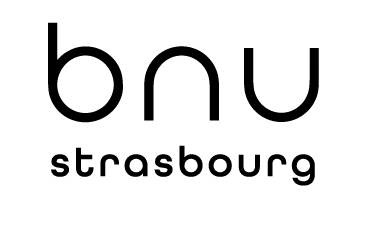 Logo comportant les lettres minuscules « bnu » au-dessus du mot « strasbourg », le tout dans une police noire moderne aux traits arrondis, sur un fond clair.